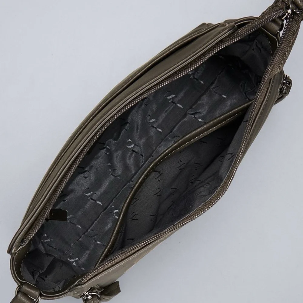 Vera Wang Quilted Crossbody Bag - Picture 3 of 6